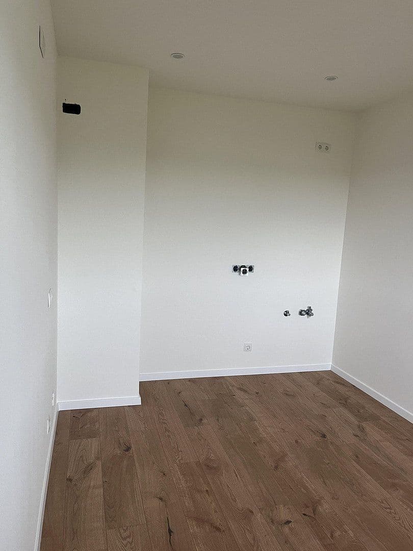 Pronájem bytu 4+kk 119 m², Moselstraße 9, Nentershausen, Porýní-Falc Pronájem bytu 4+kk 119 m², Moselstraße 9, Nentershausen, Porýní-Falc