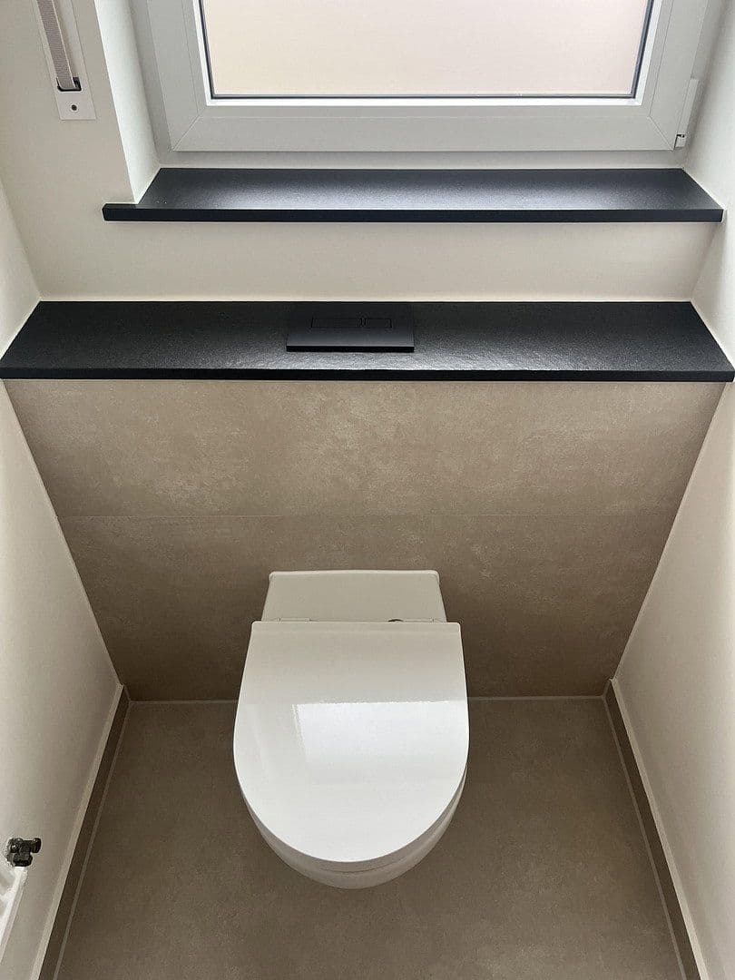 Pronájem bytu 4+kk 119 m², Moselstraße 9, Nentershausen, Porýní-Falc Pronájem bytu 4+kk 119 m², Moselstraße 9, Nentershausen, Porýní-Falc