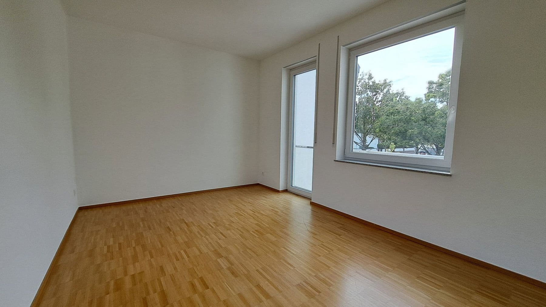 Pronájem domu 206 m², pozemek 265 m², Am Dreispitz 30, Aschaffenburg, Bavorsko Pronájem domu 206 m², pozemek 265 m², Am Dreispitz 30, Aschaffenburg, Bavorsko