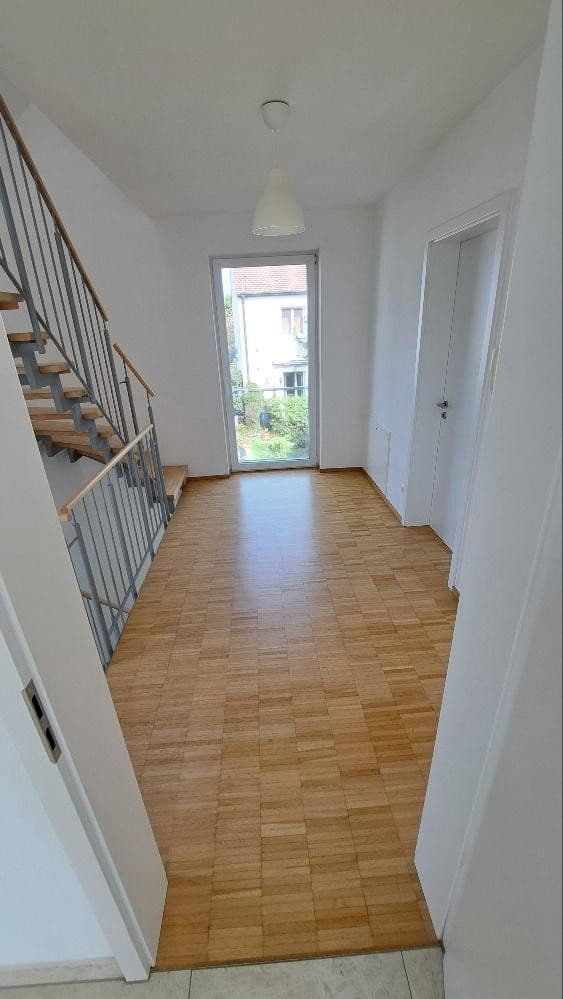 Pronájem domu 206 m², pozemek 265 m², Am Dreispitz 30, Aschaffenburg, Bavorsko Pronájem domu 206 m², pozemek 265 m², Am Dreispitz 30, Aschaffenburg, Bavorsko