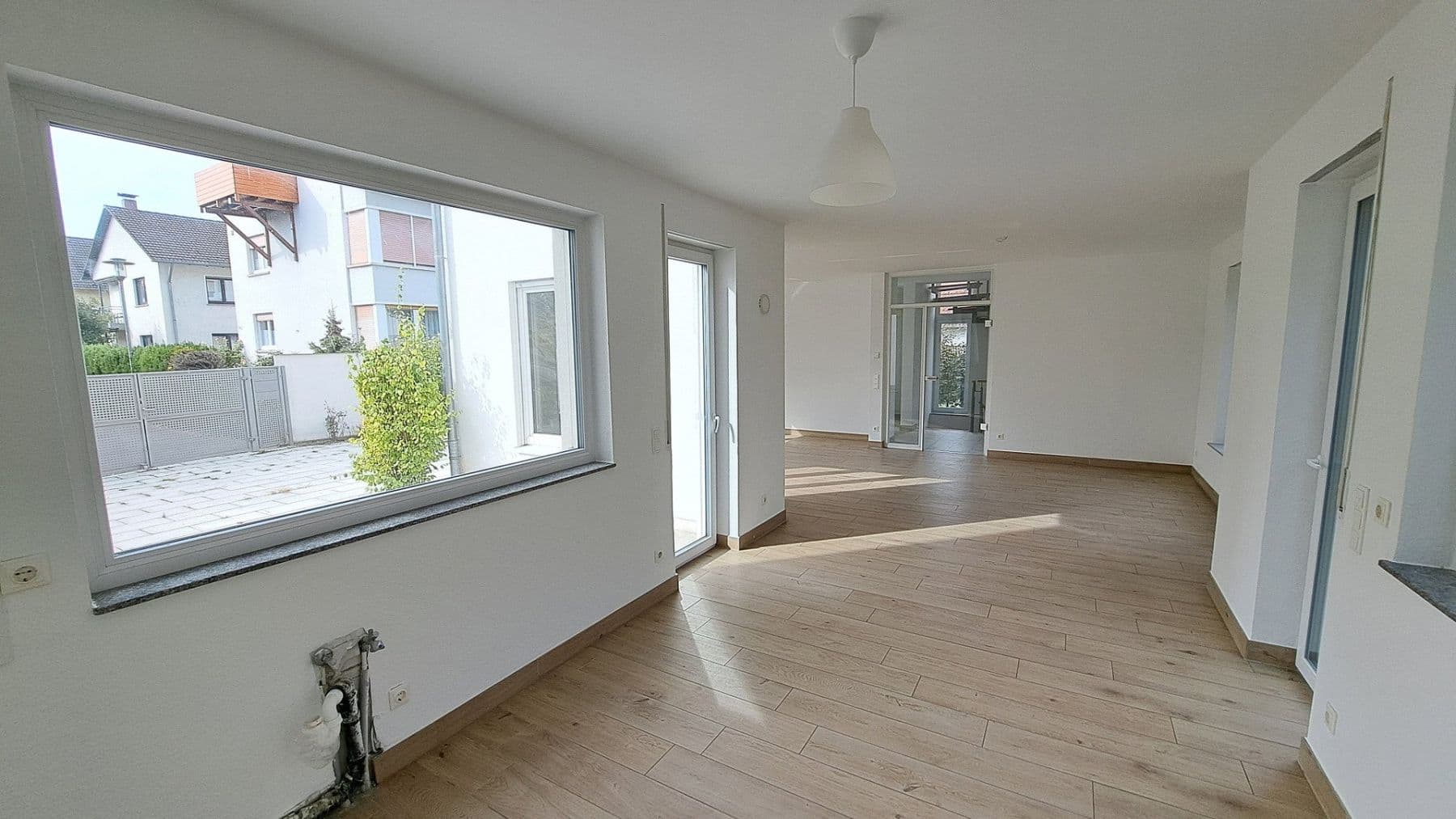 Pronájem domu 206 m², pozemek 265 m², Am Dreispitz 30, Aschaffenburg, Bavorsko Pronájem domu 206 m², pozemek 265 m², Am Dreispitz 30, Aschaffenburg, Bavorsko