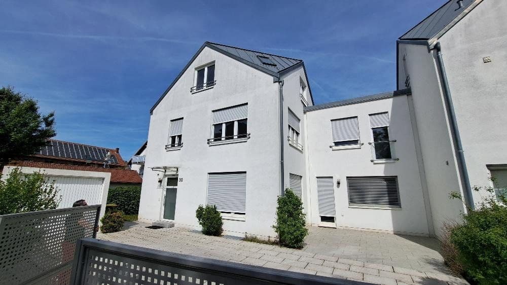 Pronájem domu 206 m², pozemek 265 m², Am Dreispitz 30, Aschaffenburg, Bavorsko Pronájem domu 206 m², pozemek 265 m², Am Dreispitz 30, Aschaffenburg, Bavorsko
