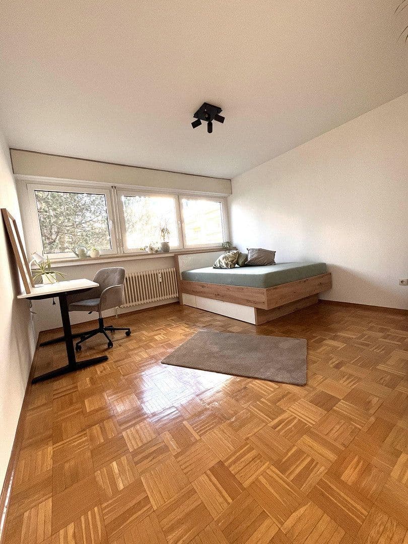 Pronájem bytu 92 m², Lilienthalstraße 23, Augsburg, Bavorsko Pronájem bytu 92 m², Lilienthalstraße 23, Augsburg, Bavorsko
