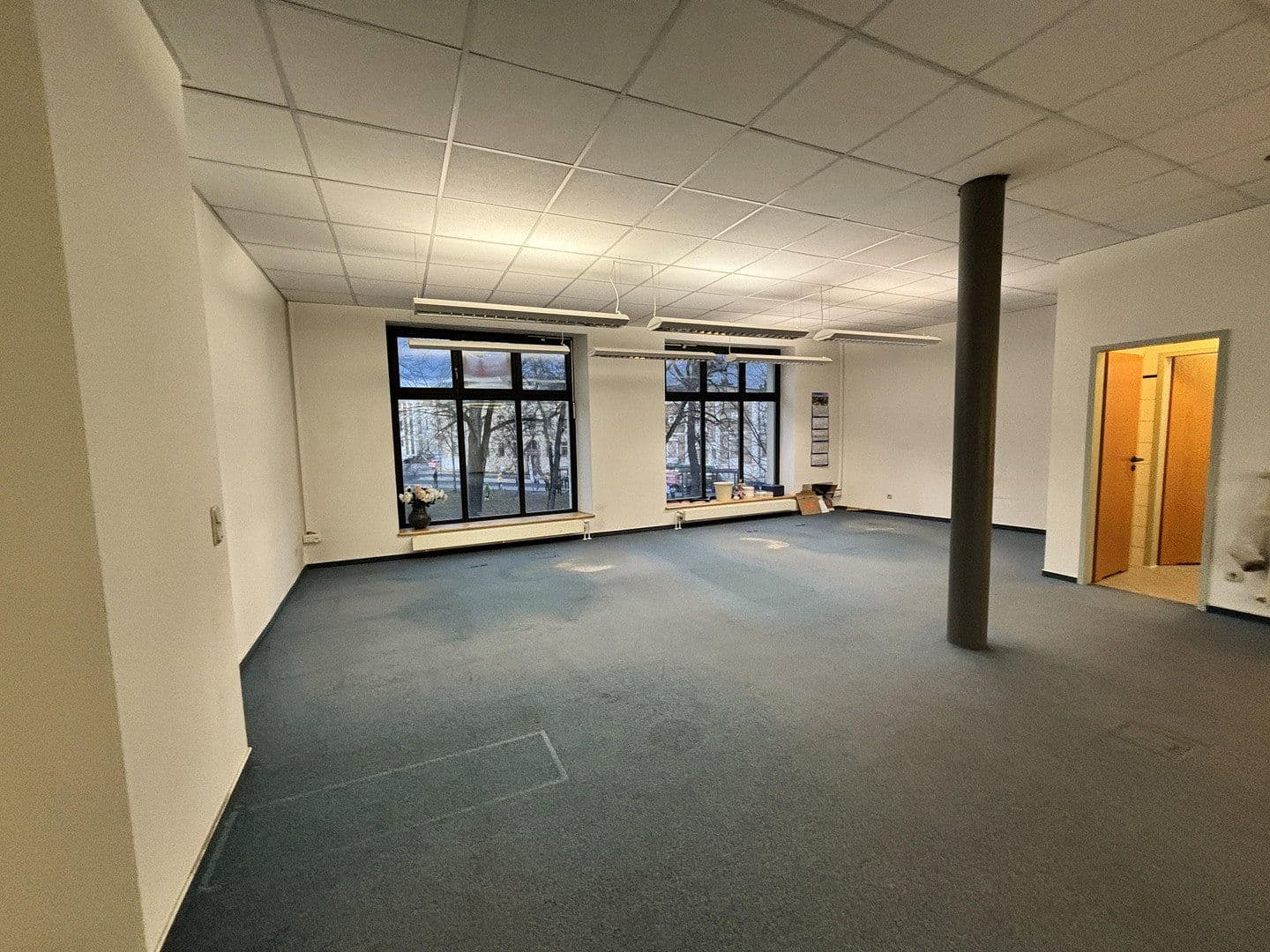 Pronájem kanceláře 160 m², Marienstr. 4, Nové Střelice, Mecklenburg-Vorpommern Pronájem kanceláře 160 m², Marienstr. 4, Nové Střelice, Mecklenburg-Vorpommern