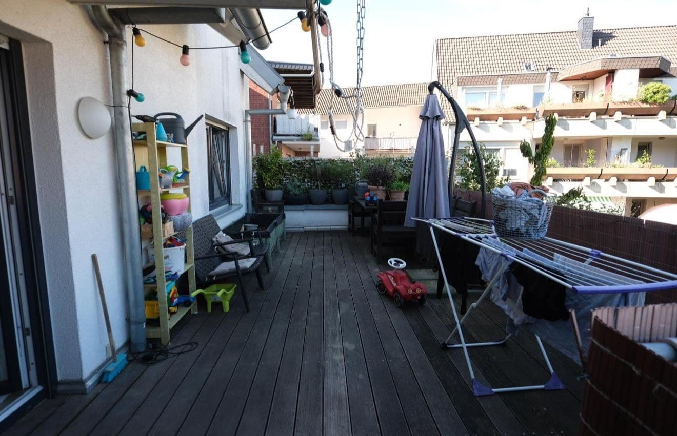 Pronájem bytu 3+1 71 m², Köln, Severní Porýní-Vestfálsko Pronájem bytu 3+1 71 m², Köln, Severní Porýní-Vestfálsko