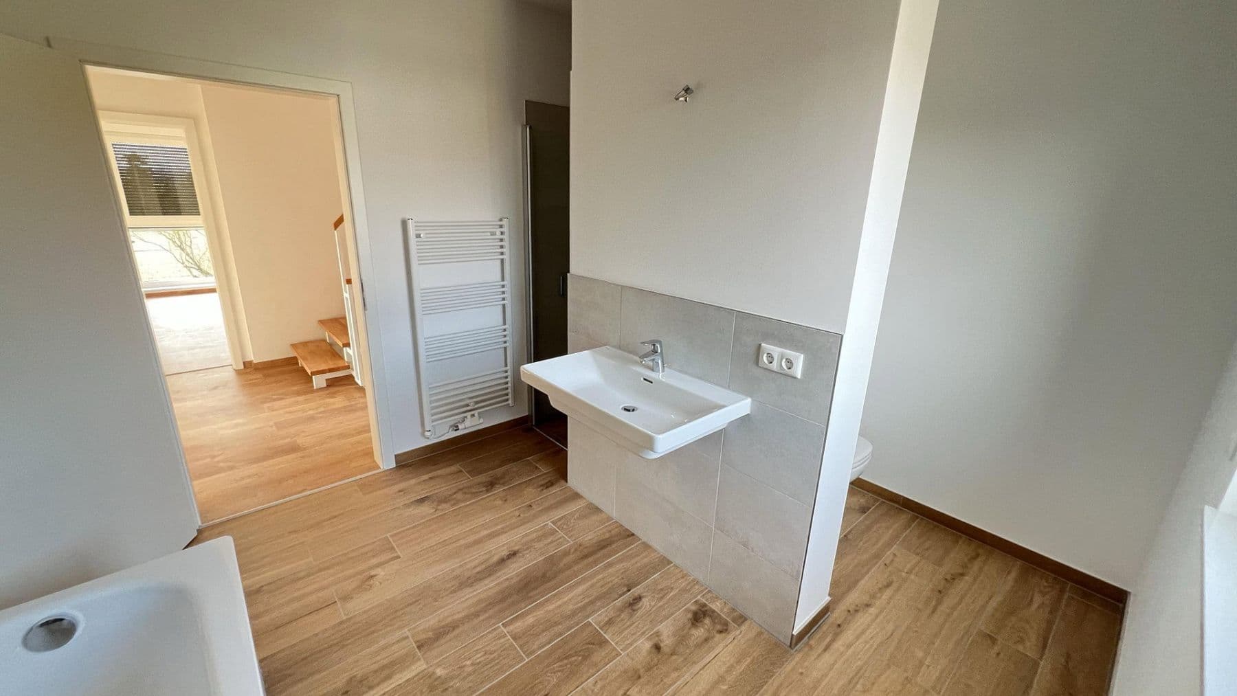 Pronájem domu 158 m², pozemek 380 m², An der Vogelweide 66, Leipzig, Sasko Pronájem domu 158 m², pozemek 380 m², An der Vogelweide 66, Leipzig, Sasko