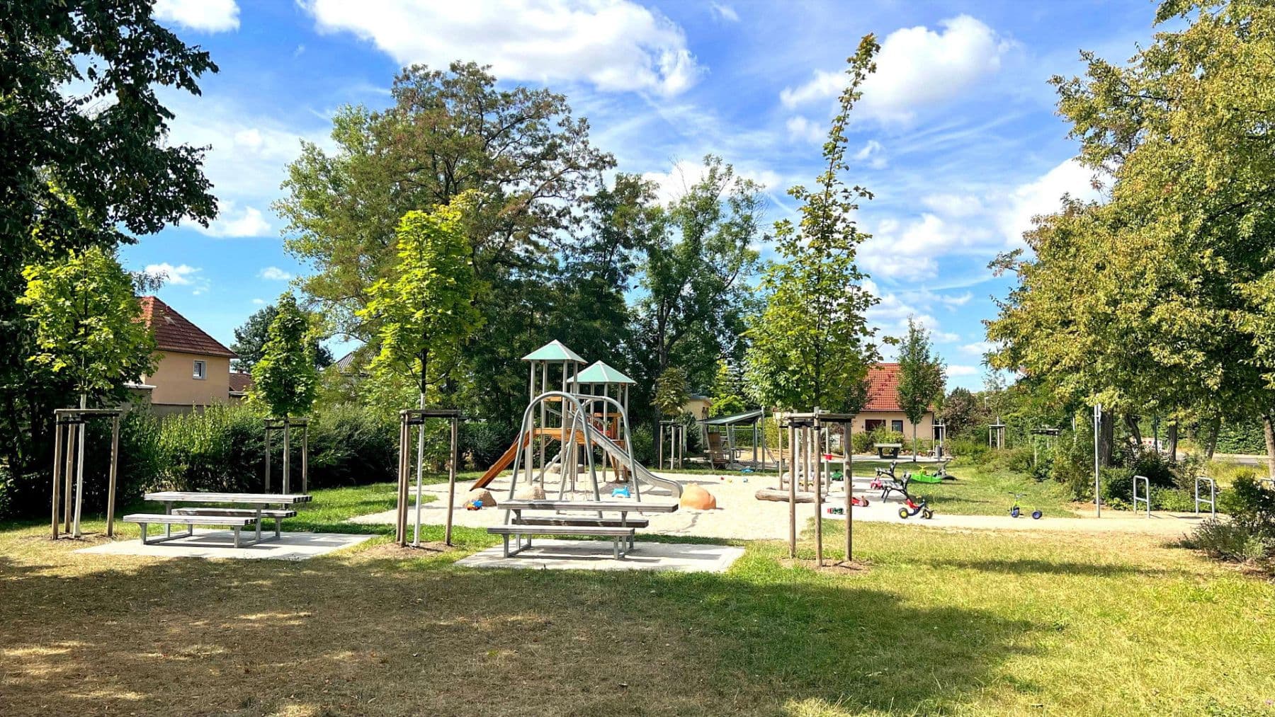 Pronájem domu 158 m², pozemek 380 m², An der Vogelweide 66, Leipzig, Sasko Pronájem domu 158 m², pozemek 380 m², An der Vogelweide 66, Leipzig, Sasko
