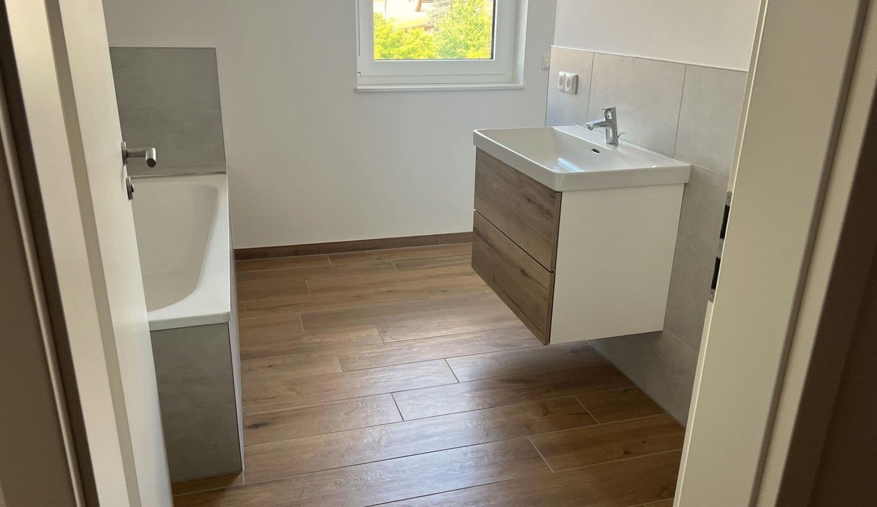 Pronájem domu 158 m², pozemek 380 m², An der Vogelweide 66, Leipzig, Sasko Pronájem domu 158 m², pozemek 380 m², An der Vogelweide 66, Leipzig, Sasko