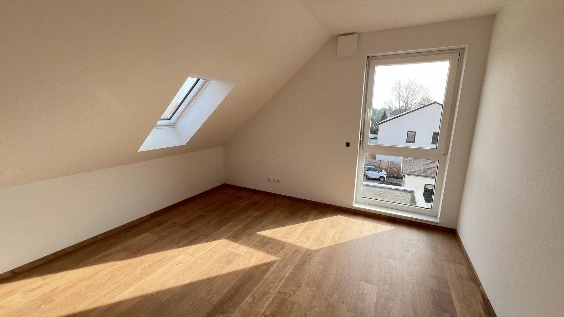 Pronájem domu 158 m², pozemek 380 m², An der Vogelweide 66, Leipzig, Sasko Pronájem domu 158 m², pozemek 380 m², An der Vogelweide 66, Leipzig, Sasko
