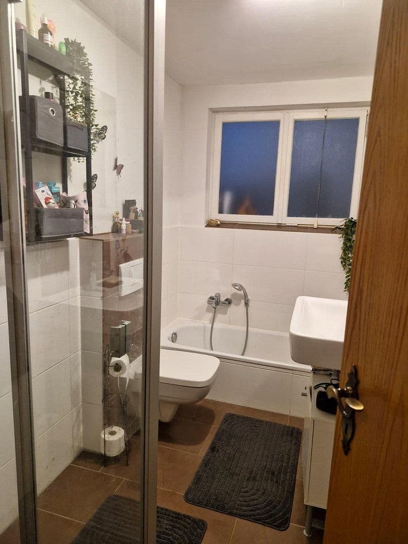 Pronájem bytu 3+1 69 m², Zietenstr. 11 A, Lübeck, Šlesvicko-Holštýnsko Pronájem bytu 3+1 69 m², Zietenstr. 11 A, Lübeck, Šlesvicko-Holštýnsko