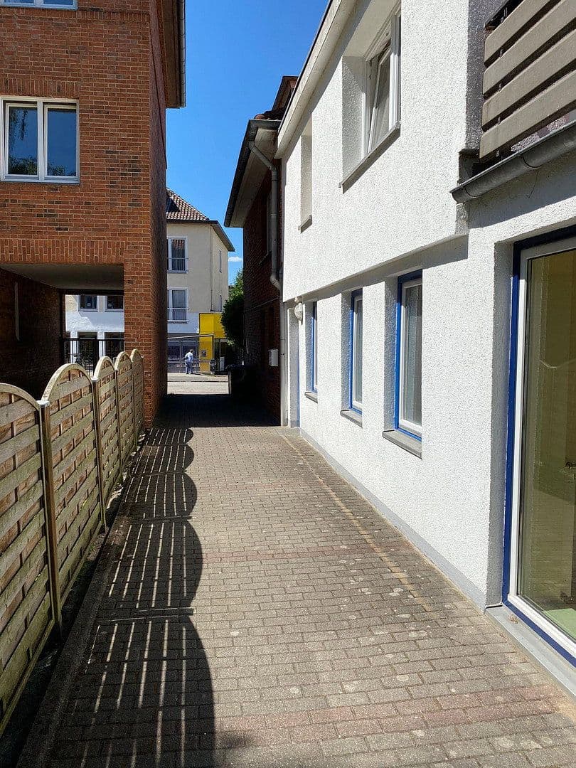 Pronájem bytu 3+1 69 m², Zietenstr. 11 A, Lübeck, Šlesvicko-Holštýnsko Pronájem bytu 3+1 69 m², Zietenstr. 11 A, Lübeck, Šlesvicko-Holštýnsko