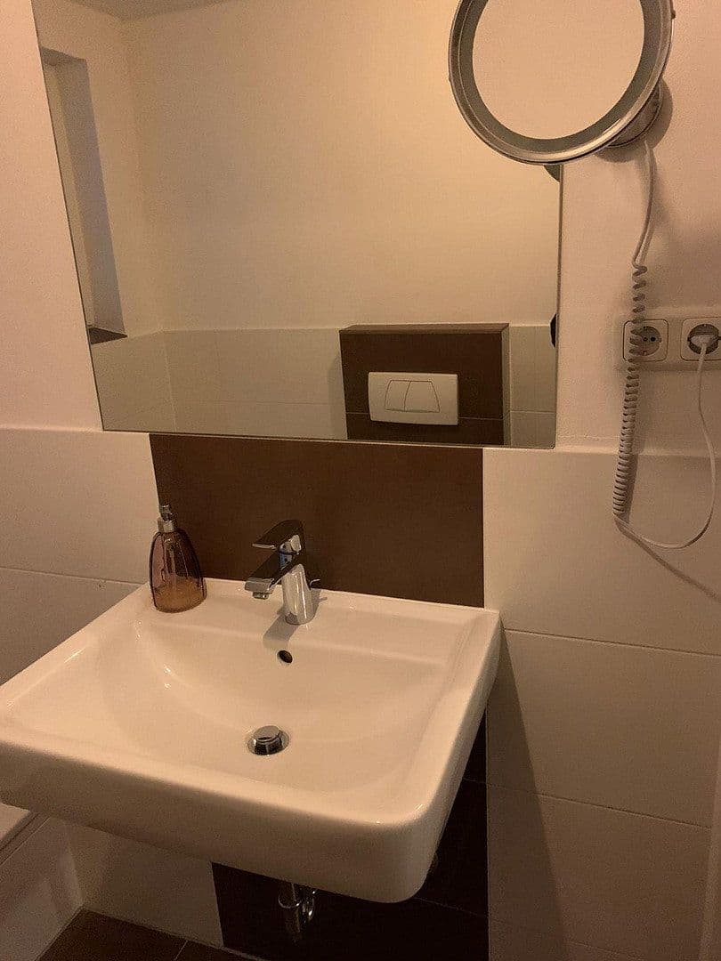 Pronájem bytu 3+1 69 m², Zietenstr. 11 A, Lübeck, Šlesvicko-Holštýnsko Pronájem bytu 3+1 69 m², Zietenstr. 11 A, Lübeck, Šlesvicko-Holštýnsko