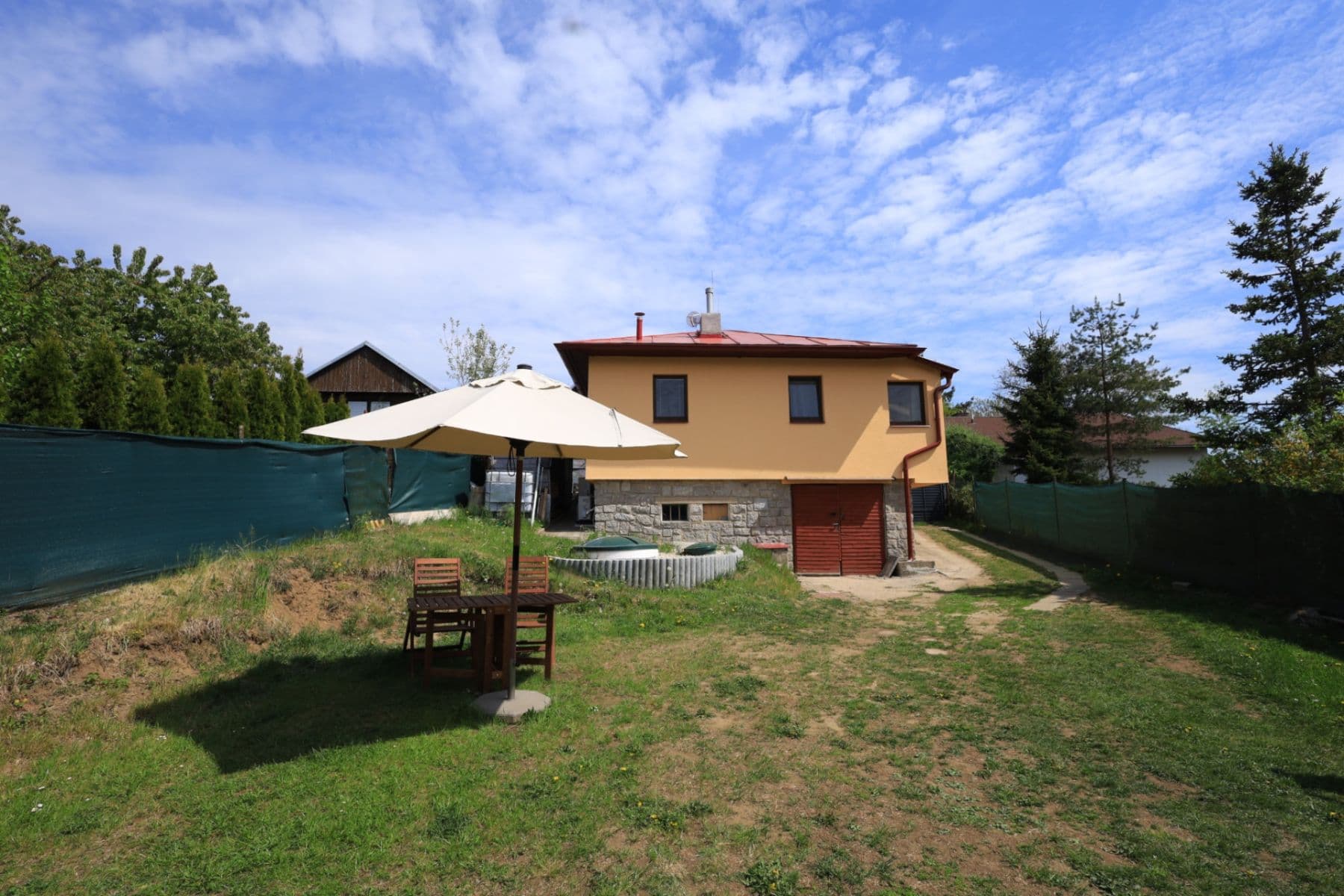 Prodej domu 88 m², pozemek 429 m², Mnichovice, Středočeský kraj Prodej domu 88 m², pozemek 429 m², Mnichovice, Středočeský kraj