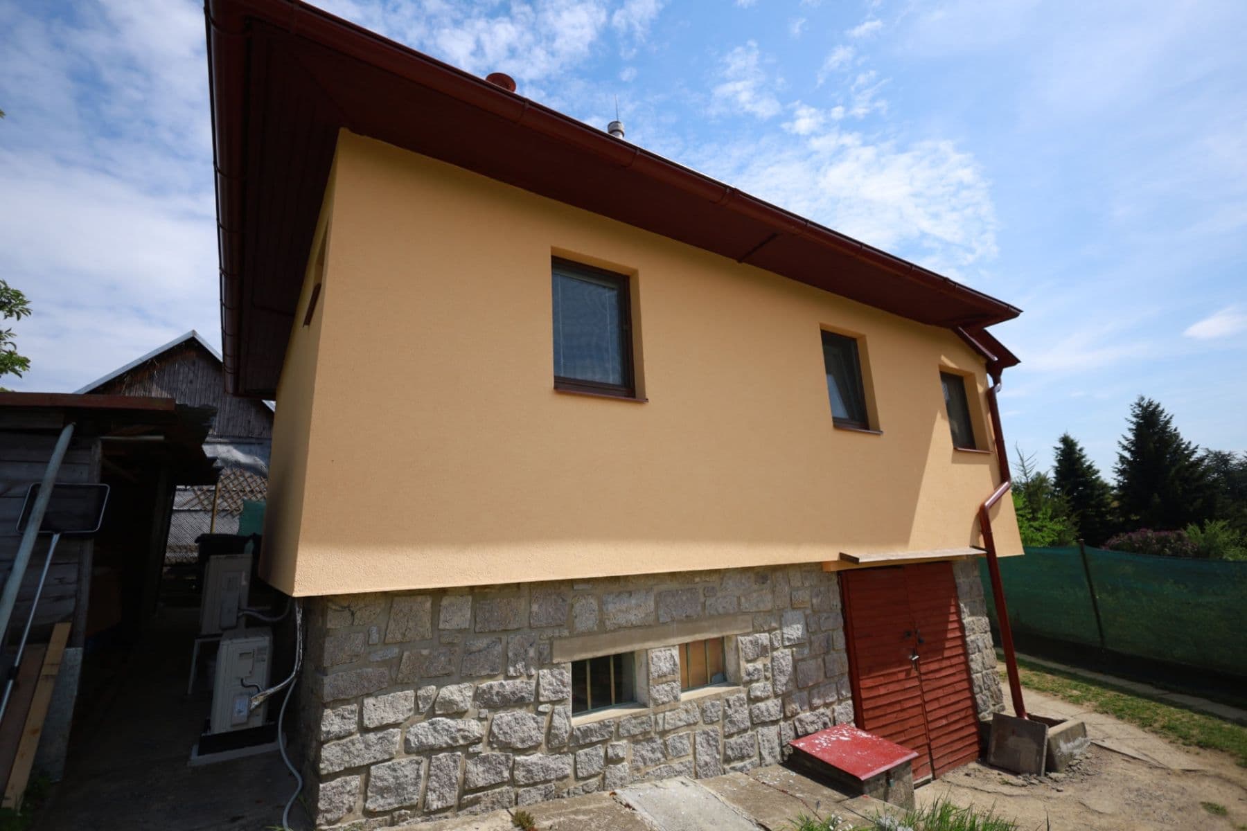 Prodej domu 88 m², pozemek 385 m², Mnichovice, Středočeský kraj Prodej domu 88 m², pozemek 385 m², Mnichovice, Středočeský kraj