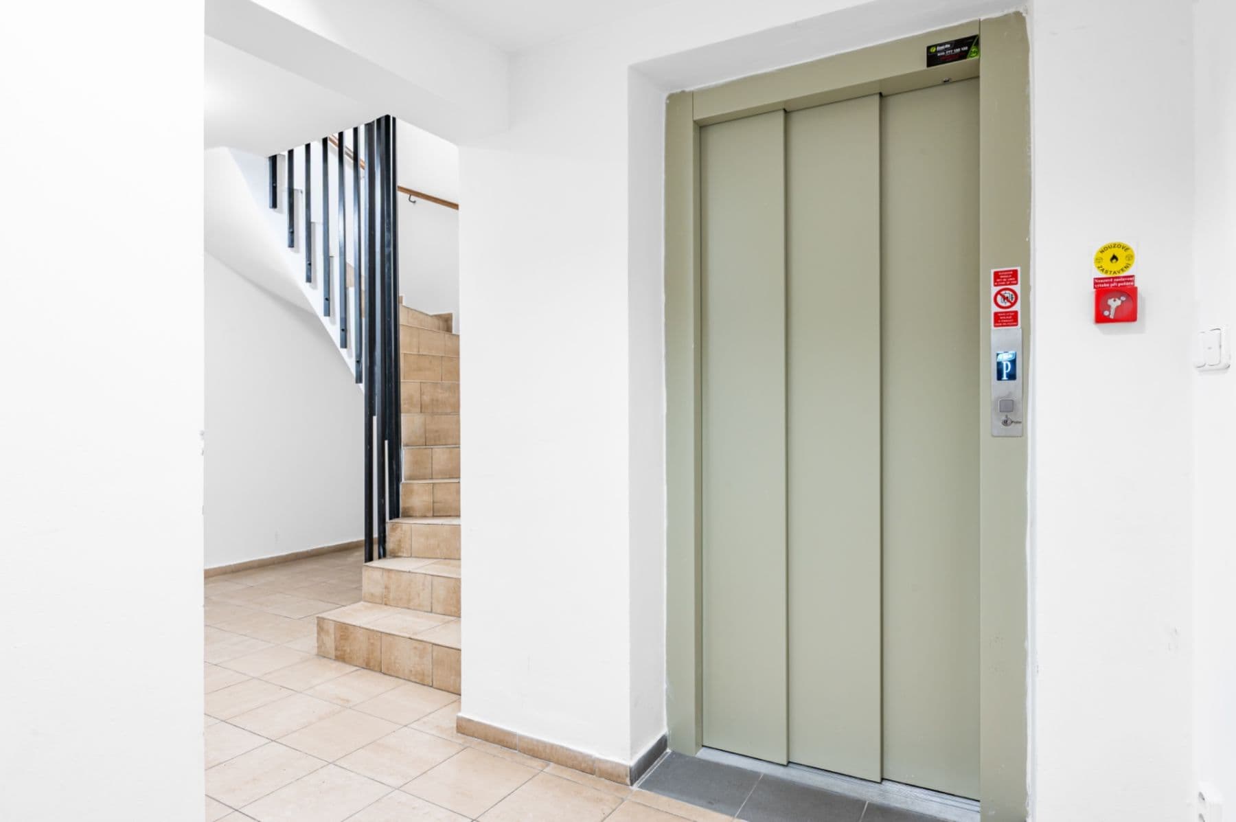 Prodej bytu 3+kk 100 m², Francouzská, Praha, Praha Prodej bytu 3+kk 100 m², Francouzská, Praha, Praha