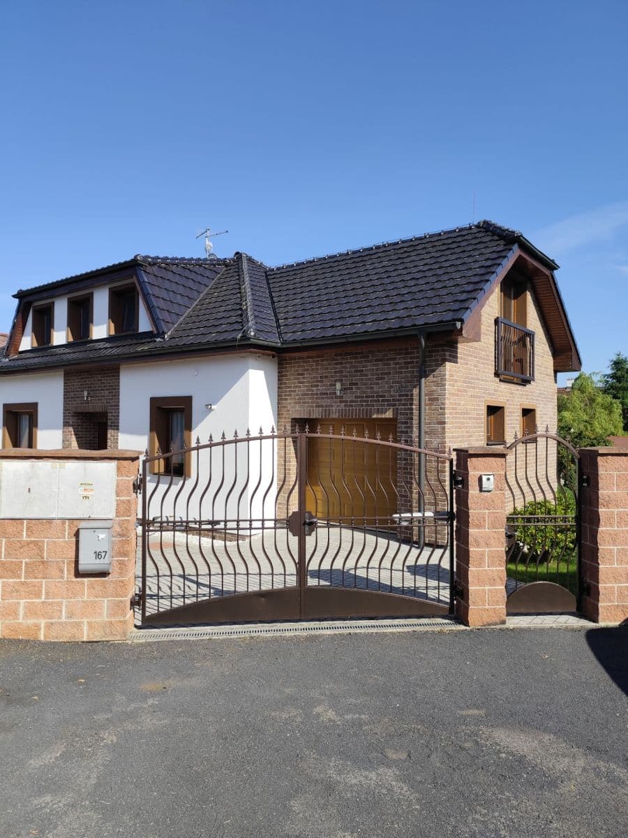 Prodej domu 248 m², pozemek 688 m², Velká Hleďsebe, Karlovarský kraj Prodej domu 248 m², pozemek 688 m², Velká Hleďsebe, Karlovarský kraj