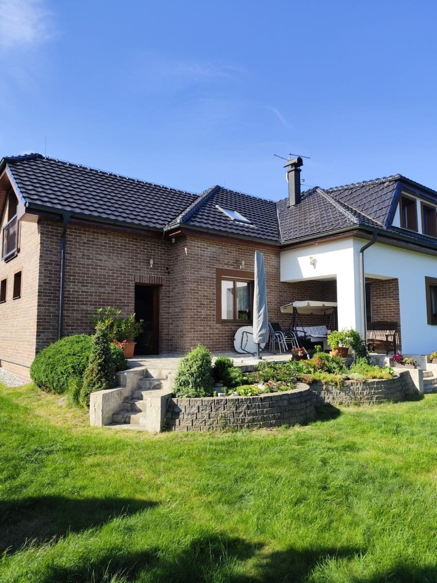 Prodej domu 248 m², pozemek 688 m², Velká Hleďsebe, Karlovarský kraj Prodej domu 248 m², pozemek 688 m², Velká Hleďsebe, Karlovarský kraj