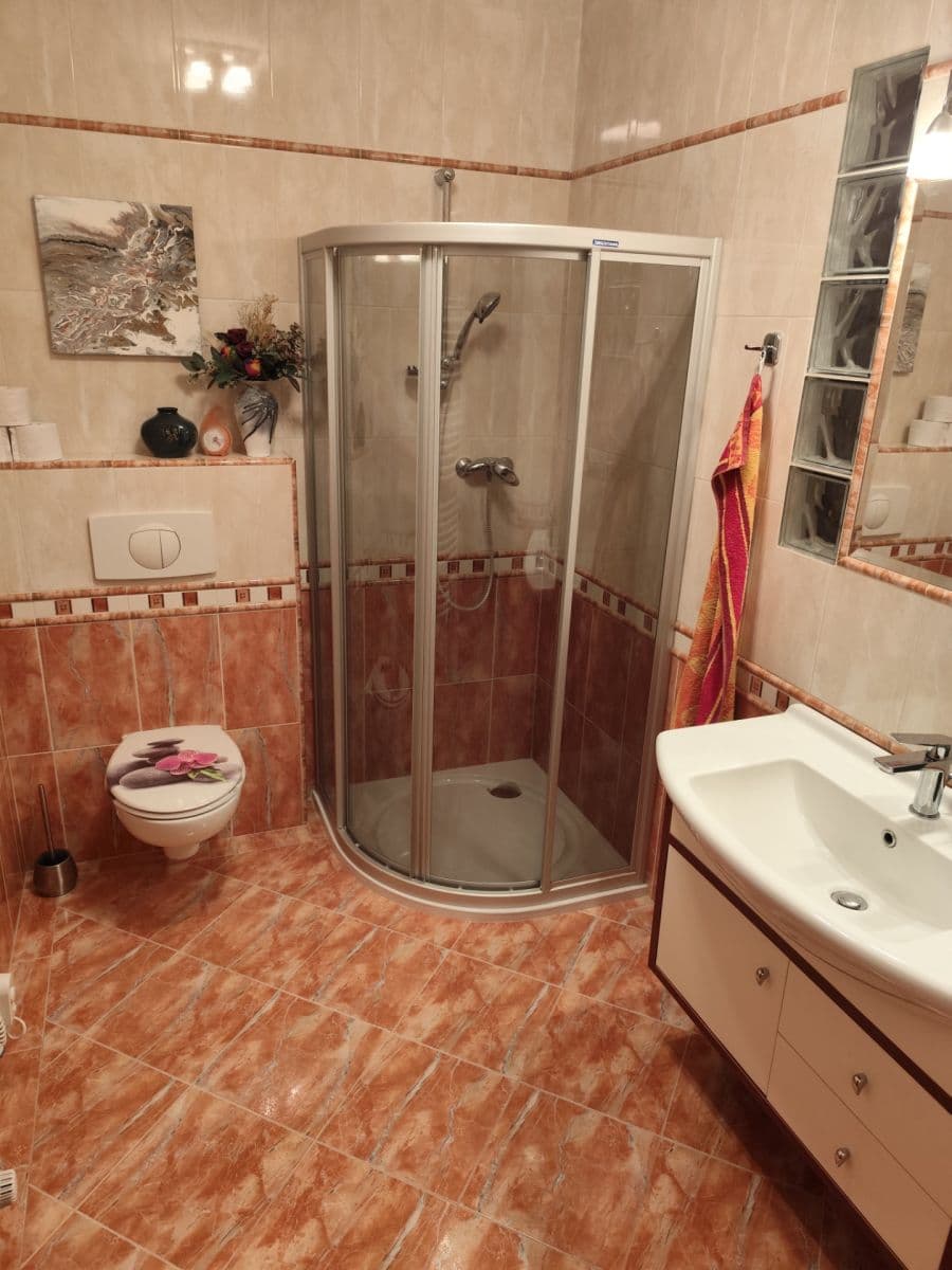Prodej domu 248 m², pozemek 688 m², Velká Hleďsebe, Karlovarský kraj Prodej domu 248 m², pozemek 688 m², Velká Hleďsebe, Karlovarský kraj