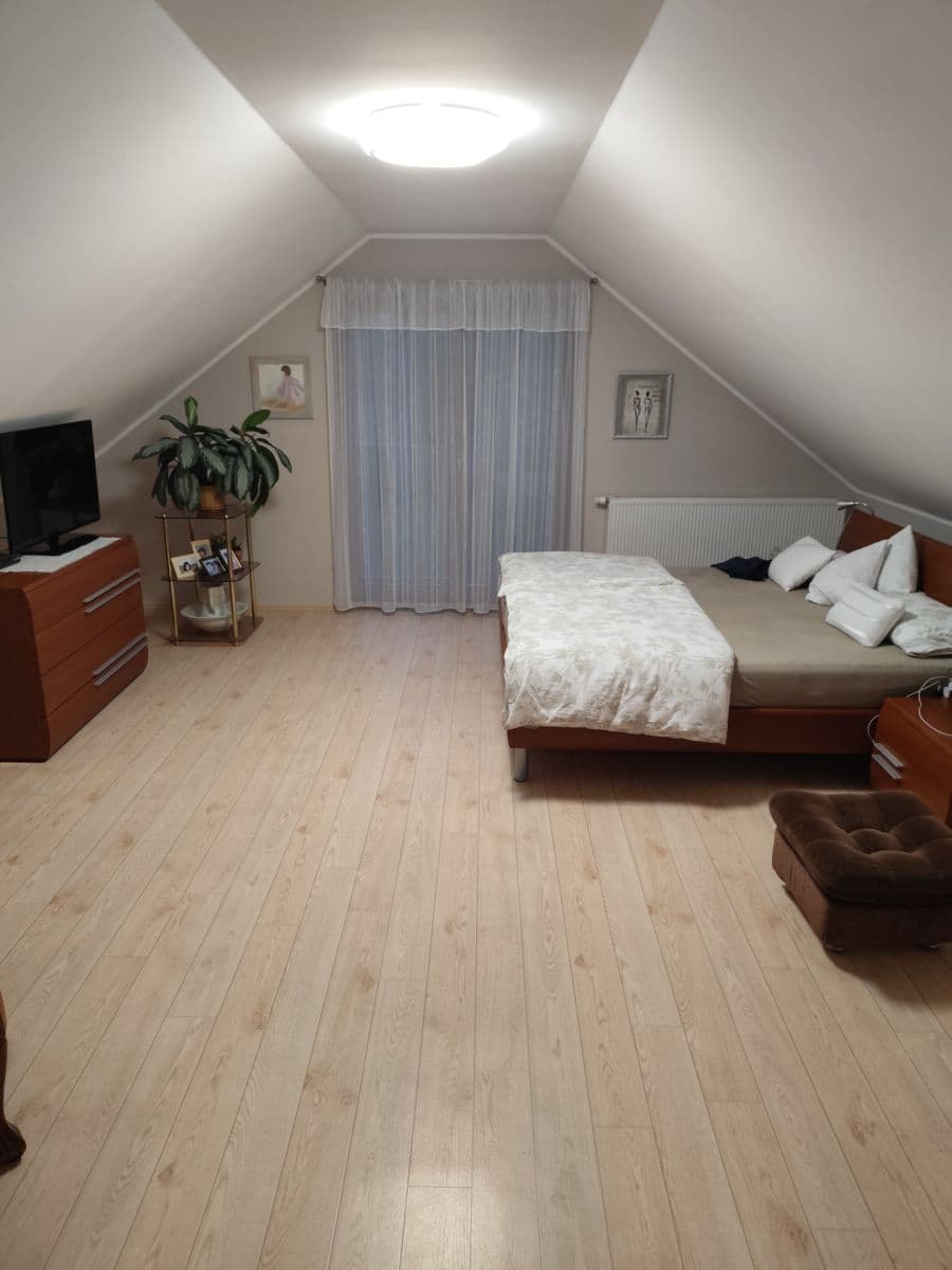 Prodej domu 248 m², pozemek 688 m², Velká Hleďsebe, Karlovarský kraj Prodej domu 248 m², pozemek 688 m², Velká Hleďsebe, Karlovarský kraj