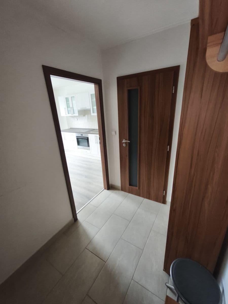 Pronájem bytu 1+kk 28 m², Tupolevova, Praha, Praha Pronájem bytu 1+kk 28 m², Tupolevova, Praha, Praha