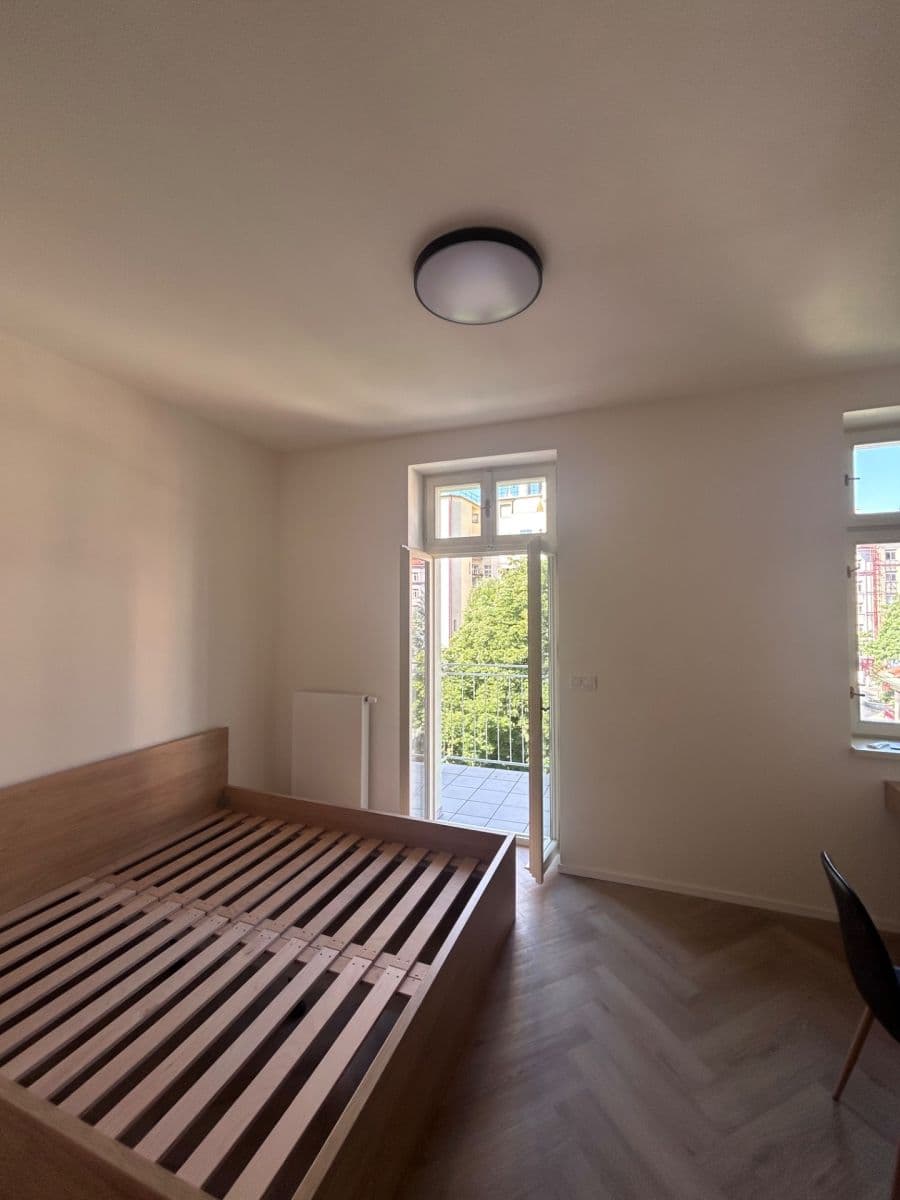 Pronájem bytu 2+kk 48 m², Bořivojova, Praha, Praha Pronájem bytu 2+kk 48 m², Bořivojova, Praha, Praha