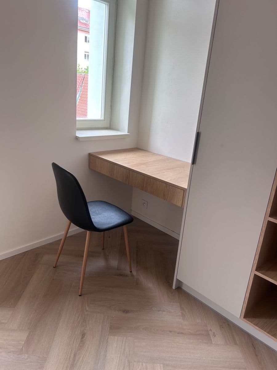 Pronájem bytu 2+kk 48 m², Bořivojova, Praha, Praha Pronájem bytu 2+kk 48 m², Bořivojova, Praha, Praha