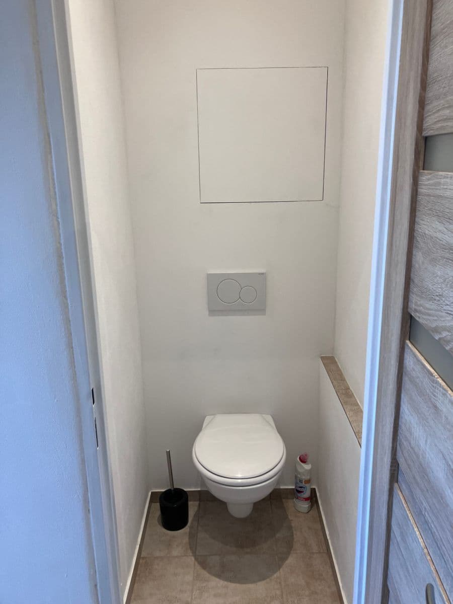 Pronájem bytu 1+kk 24 m², Přesličková, Praha, Praha Pronájem bytu 1+kk 24 m², Přesličková, Praha, Praha
