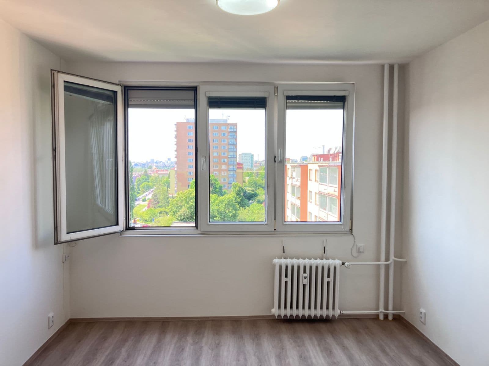 Pronájem bytu 1+kk 24 m², Přesličková, Praha, Praha Pronájem bytu 1+kk 24 m², Přesličková, Praha, Praha