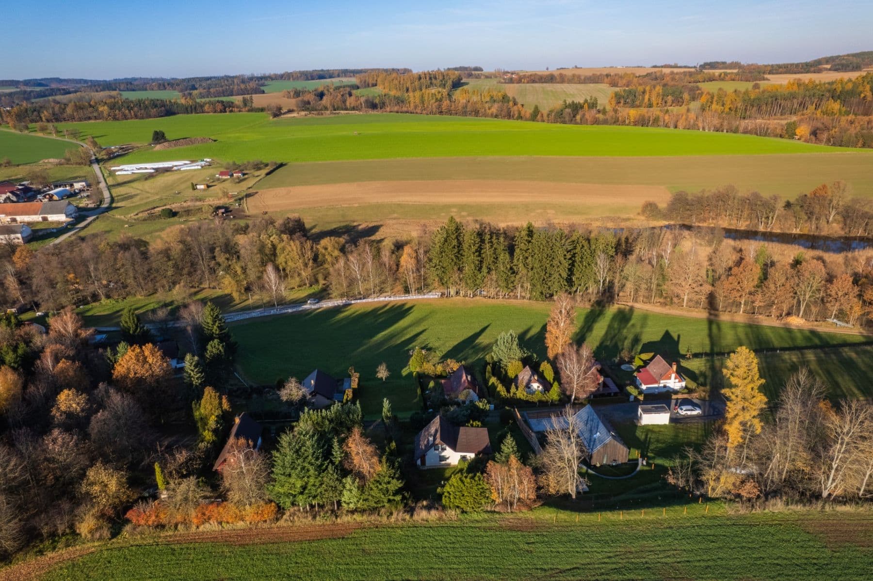 Prodej domu 206 m², pozemek 885 m², Slapsko, Jihočeský kraj Prodej domu 206 m², pozemek 885 m², Slapsko, Jihočeský kraj