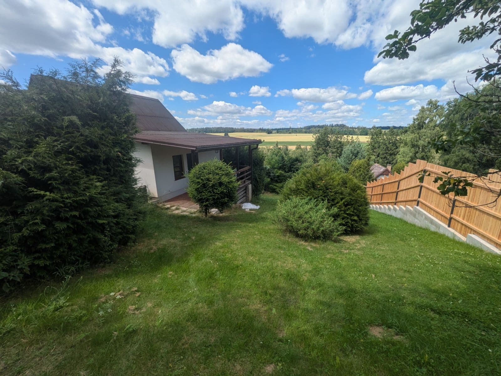 Prodej domu 206 m², pozemek 885 m², Slapsko, Jihočeský kraj Prodej domu 206 m², pozemek 885 m², Slapsko, Jihočeský kraj