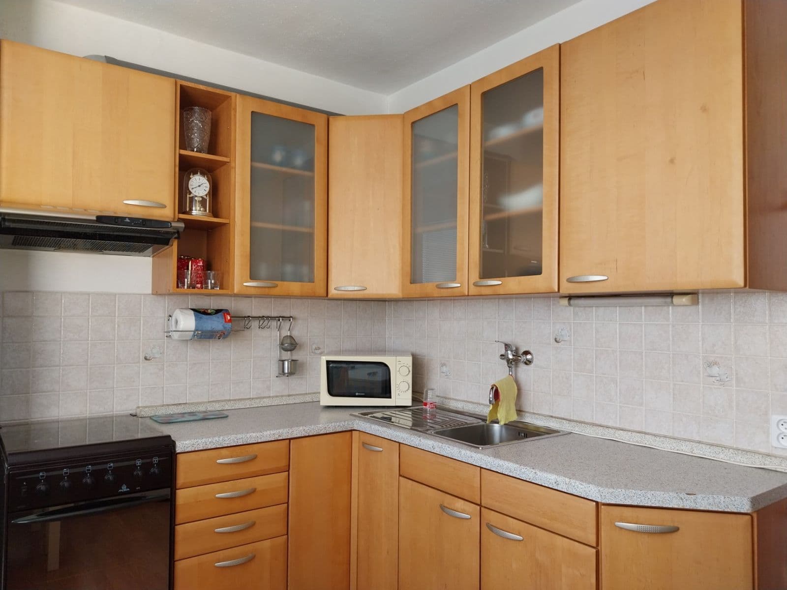 Pronájem bytu 1+1 32 m², Dobratická, Praha, Praha Pronájem bytu 1+1 32 m², Dobratická, Praha, Praha