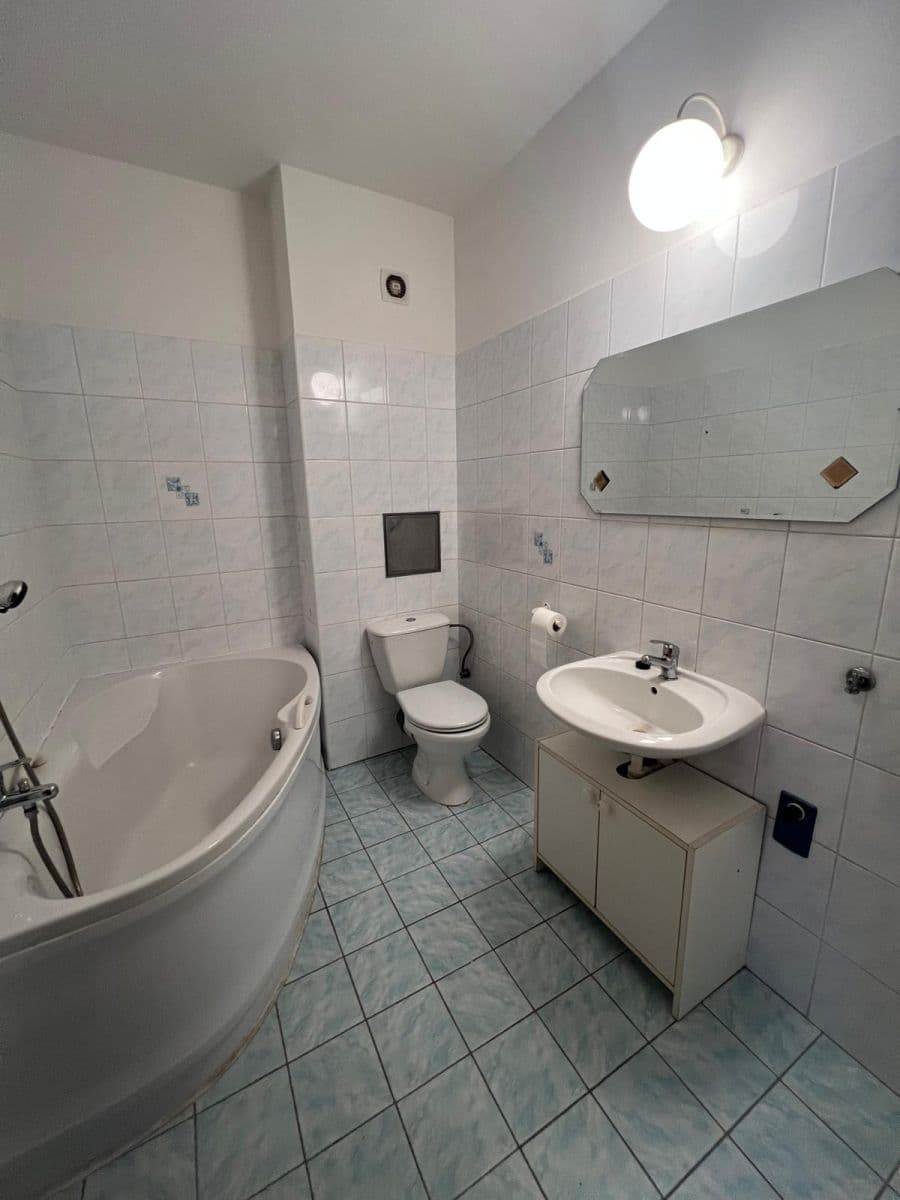 Pronájem bytu 2+1 55 m², Budějovická, Písek, Jihočeský kraj Pronájem bytu 2+1 55 m², Budějovická, Písek, Jihočeský kraj