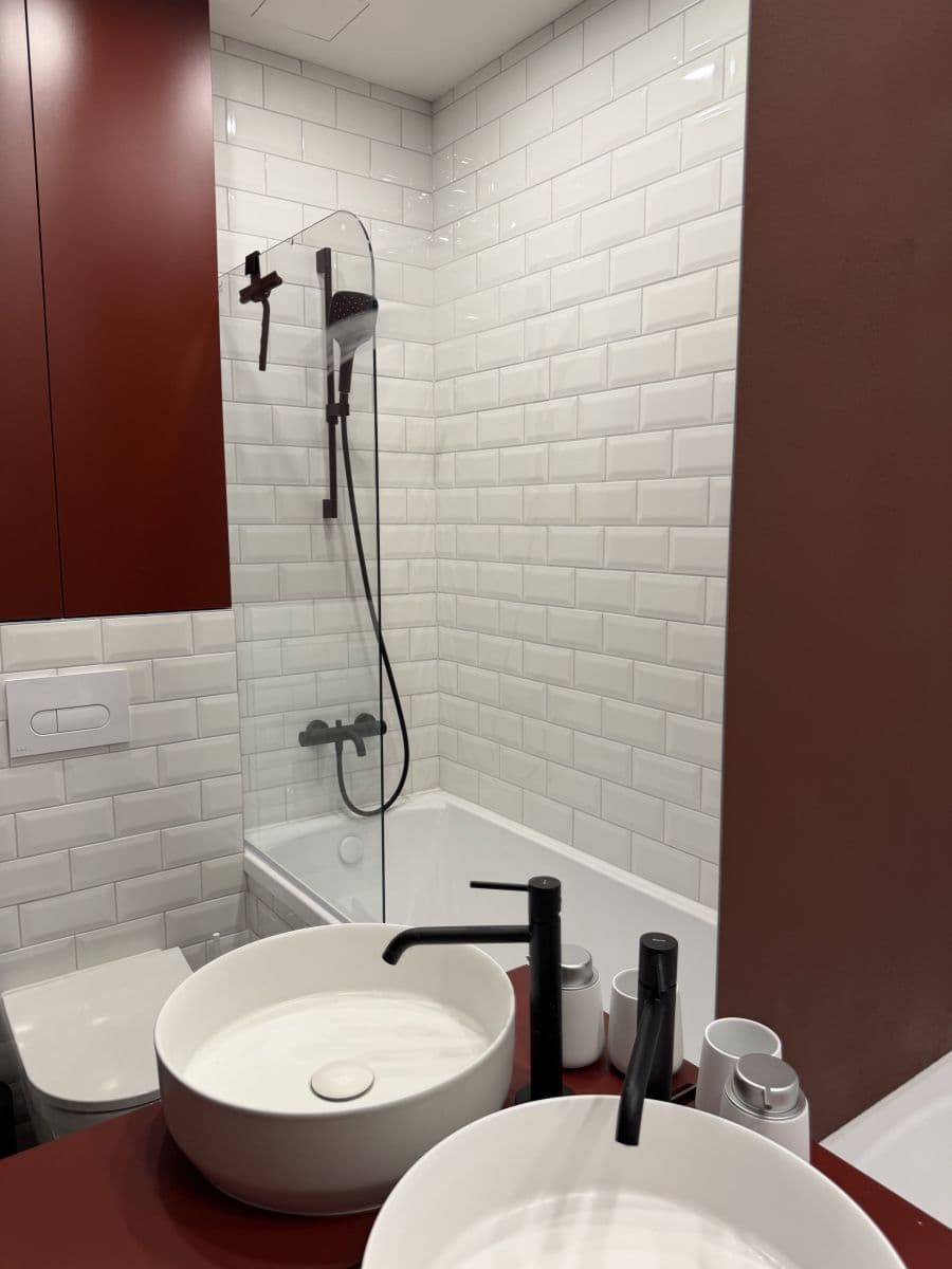 Pronájem bytu 50 m², Karlínské náměstí, Praha, Praha Pronájem bytu 50 m², Karlínské náměstí, Praha, Praha