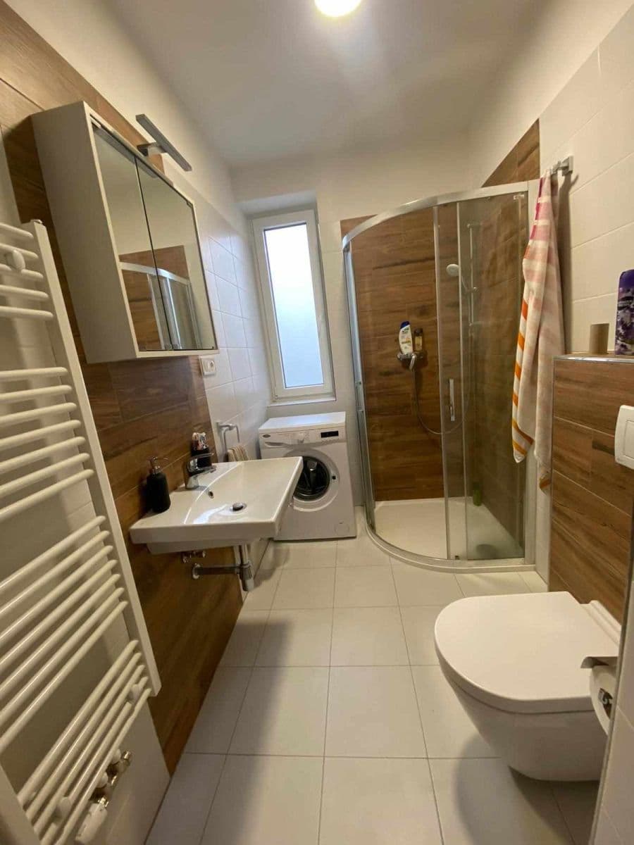 Pronájem bytu 1+kk 35 m², Janského, Olomouc, Olomoucký kraj Pronájem bytu 1+kk 35 m², Janského, Olomouc, Olomoucký kraj