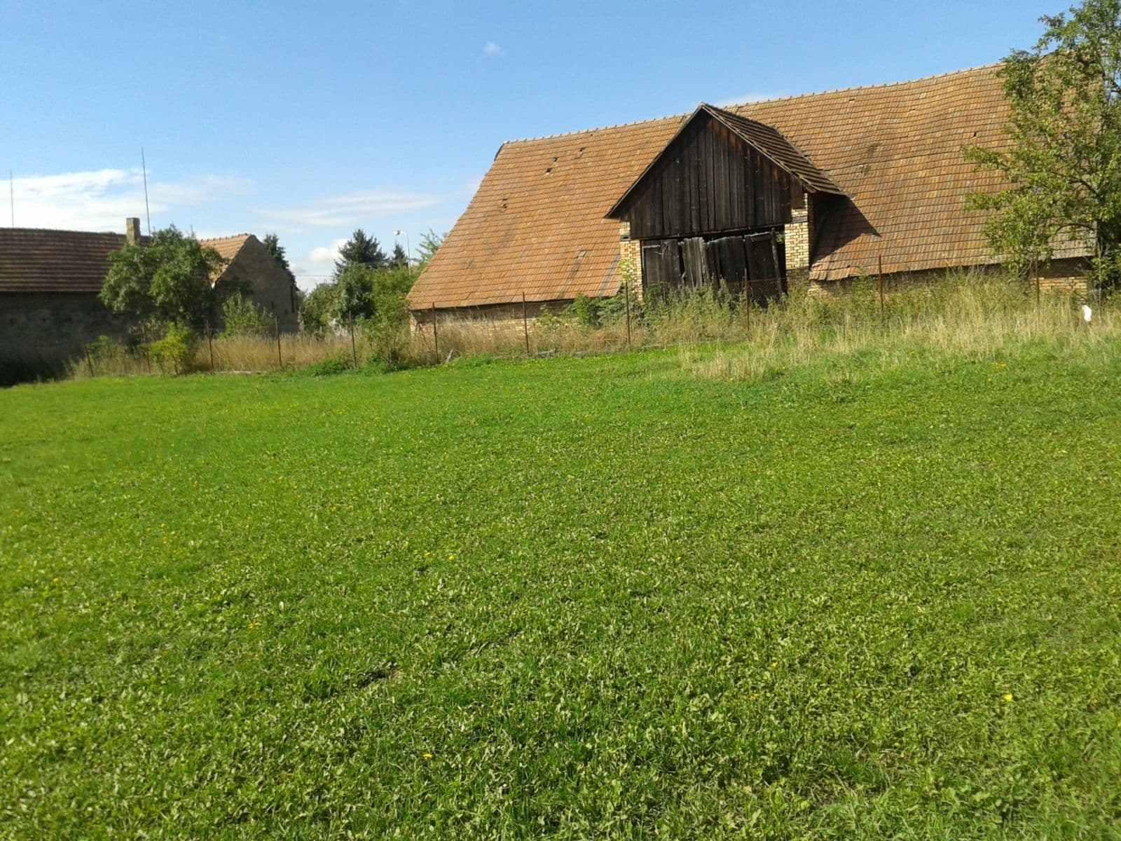 Pronájem pozemku 1.555 m², Městec Králové, Středočeský kraj Pronájem pozemku 1.555 m², Městec Králové, Středočeský kraj