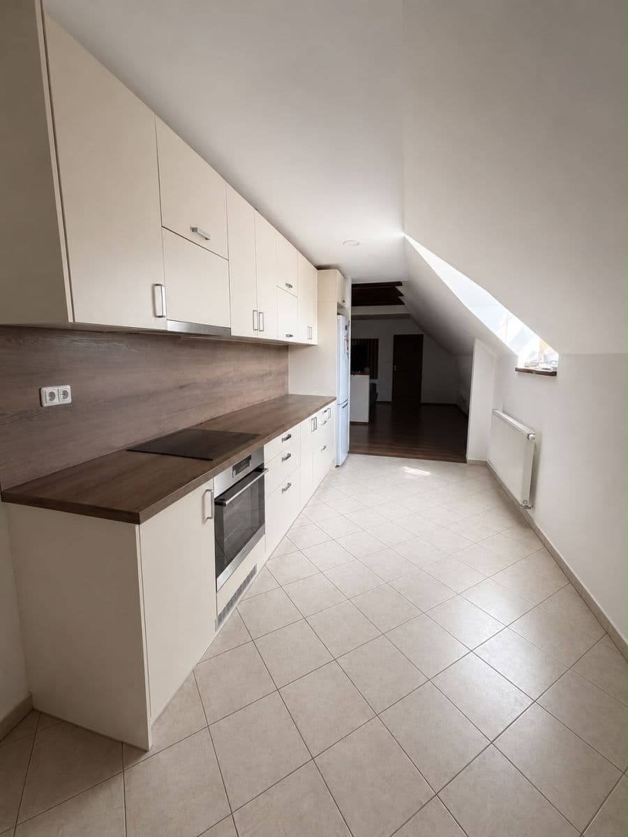 Pronájem bytu 3+kk 95 m², Kutnohorská, Praha, Praha Pronájem bytu 3+kk 95 m², Kutnohorská, Praha, Praha