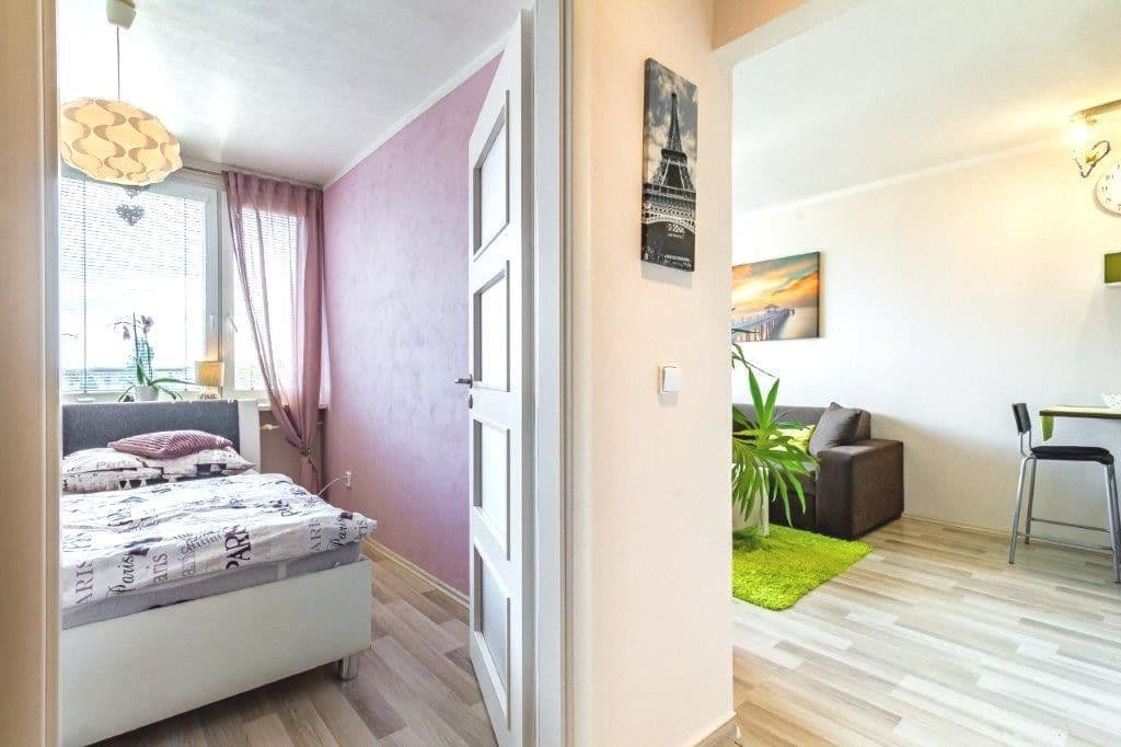 Pronájem bytu 2+kk 41 m², Na růžovém poli, Kladno, Středočeský kraj Pronájem bytu 2+kk 41 m², Na růžovém poli, Kladno, Středočeský kraj