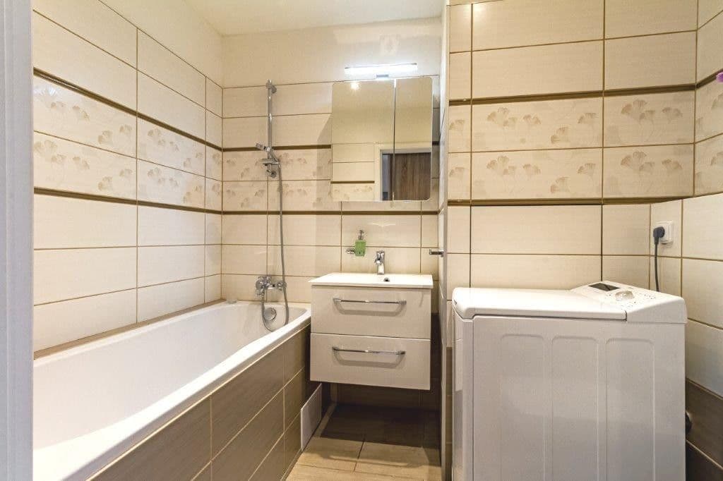 Pronájem bytu 2+kk 41 m², Na růžovém poli, Kladno, Středočeský kraj Pronájem bytu 2+kk 41 m², Na růžovém poli, Kladno, Středočeský kraj