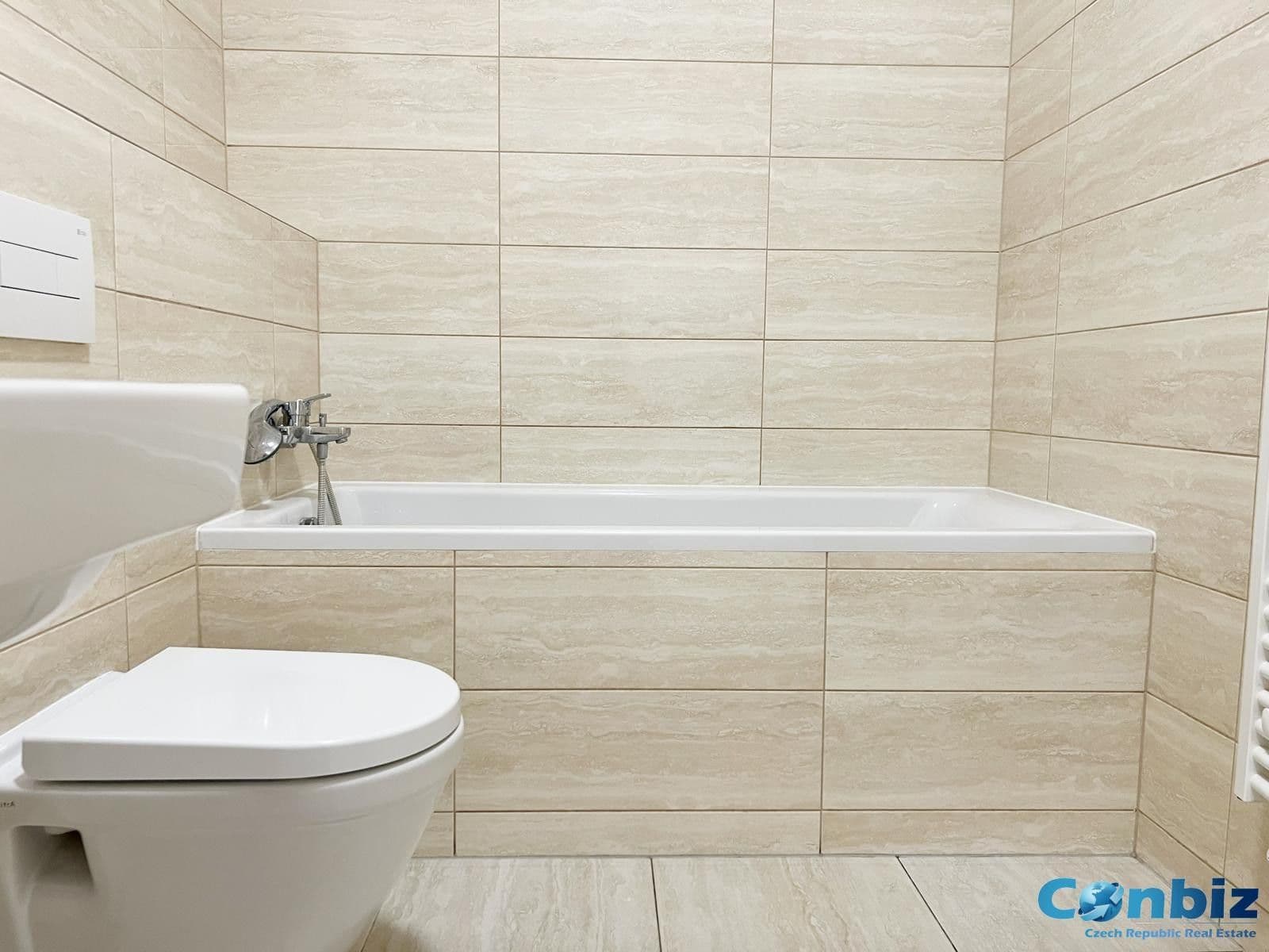 Pronájem bytu 2+kk 64 m², Zlochova, Praha, Praha Pronájem bytu 2+kk 64 m², Zlochova, Praha, Praha