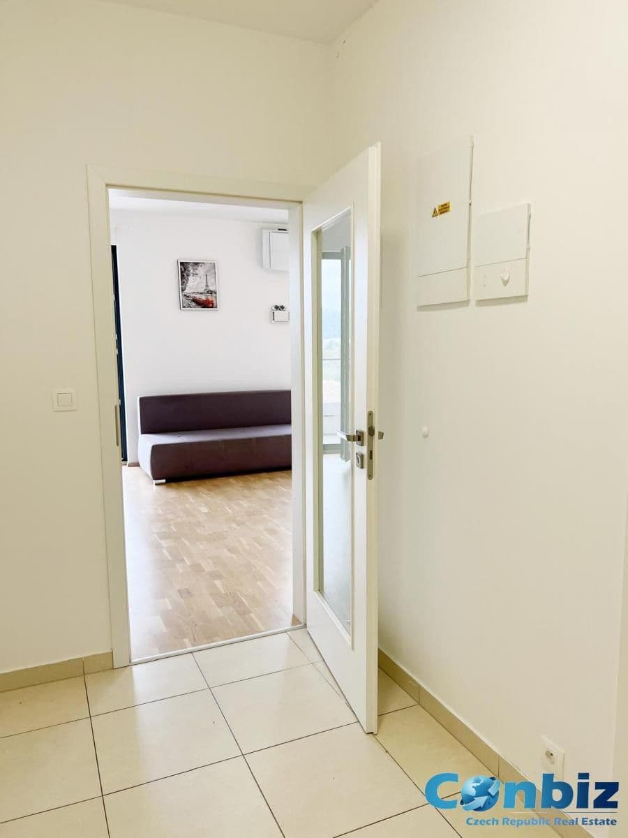 Pronájem bytu 2+kk 64 m², Zlochova, Praha, Praha Pronájem bytu 2+kk 64 m², Zlochova, Praha, Praha