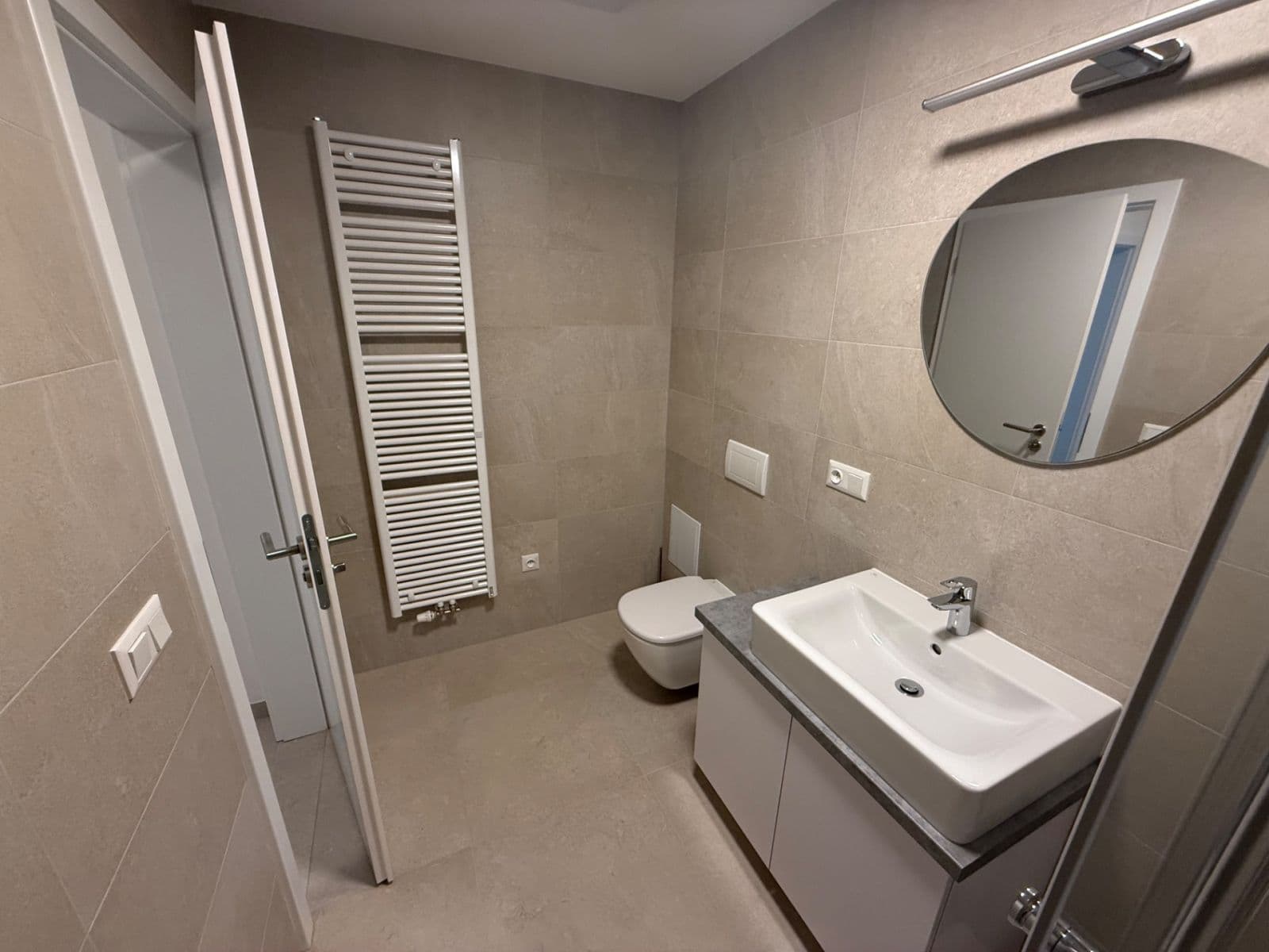 Pronájem bytu 2+kk 50 m², Řepova, Brno, Jihomoravský kraj Pronájem bytu 2+kk 50 m², Řepova, Brno, Jihomoravský kraj
