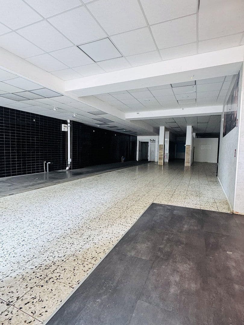 Pronájem nebytového prostoru 250 m², Hauptstr. 188, Kerpen, Severní Porýní-Vestfálsko Pronájem nebytového prostoru 250 m², Hauptstr. 188, Kerpen, Severní Porýní-Vestfálsko