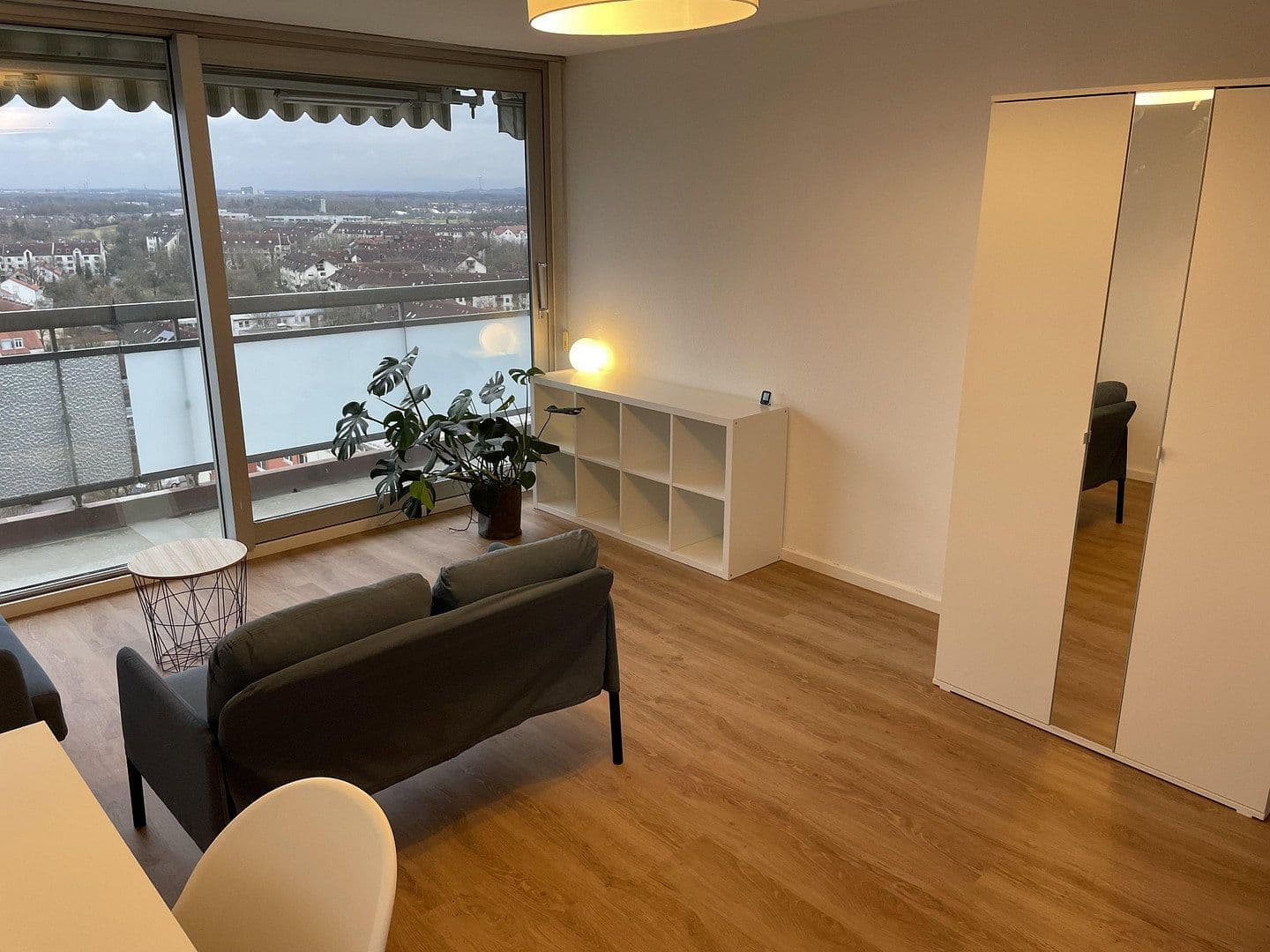 Pronájem bytu 2+1 60 m², St-Benedikt-Str. 1, Unterschleissheim, Bavorsko Pronájem bytu 2+1 60 m², St-Benedikt-Str. 1, Unterschleissheim, Bavorsko