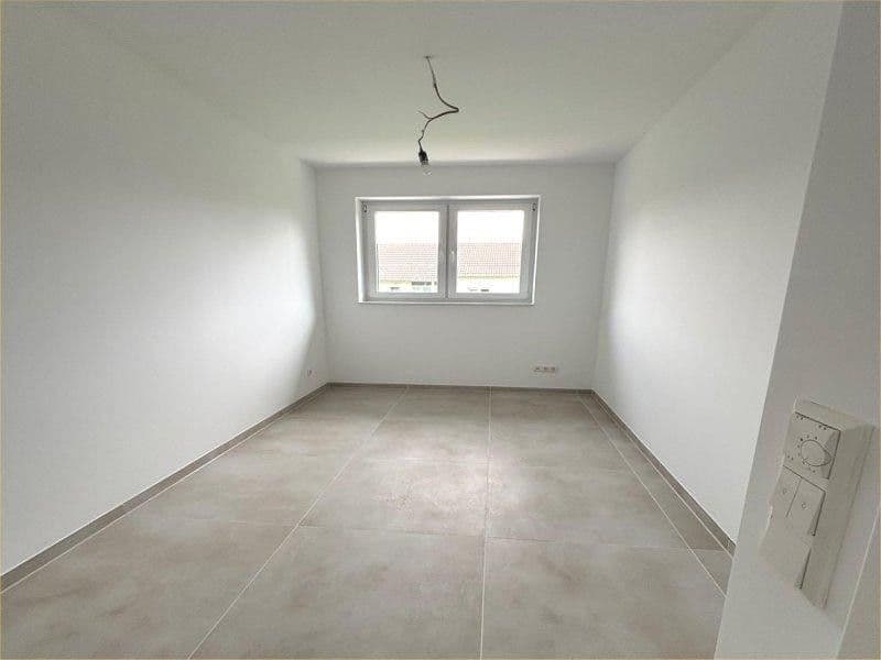 Prodej domu 148 m², pozemek 320 m², Herzogenrath, Severní Porýní-Vestfálsko Prodej domu 148 m², pozemek 320 m², Herzogenrath, Severní Porýní-Vestfálsko