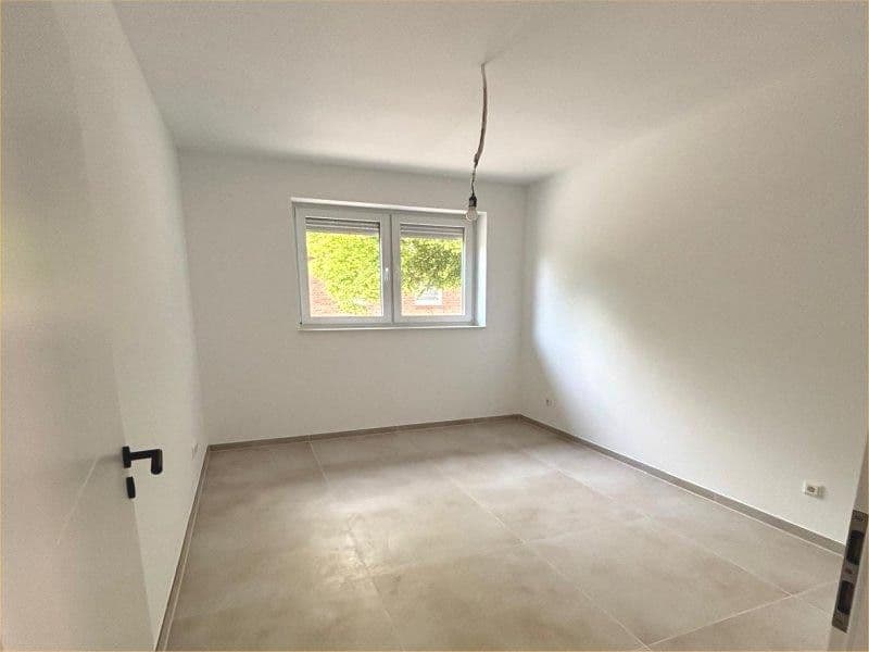 Prodej domu 148 m², pozemek 320 m², Herzogenrath, Severní Porýní-Vestfálsko Prodej domu 148 m², pozemek 320 m², Herzogenrath, Severní Porýní-Vestfálsko