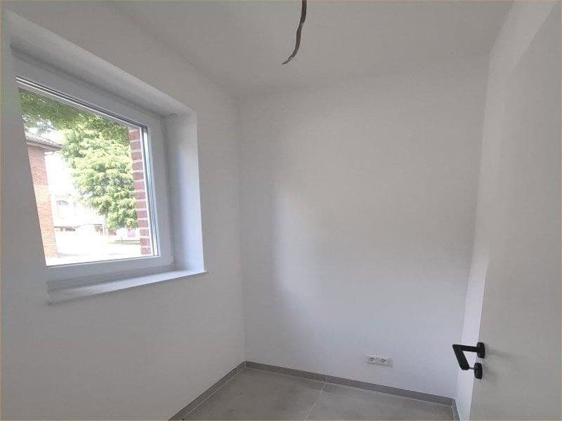 Prodej domu 148 m², pozemek 320 m², Herzogenrath, Severní Porýní-Vestfálsko Prodej domu 148 m², pozemek 320 m², Herzogenrath, Severní Porýní-Vestfálsko