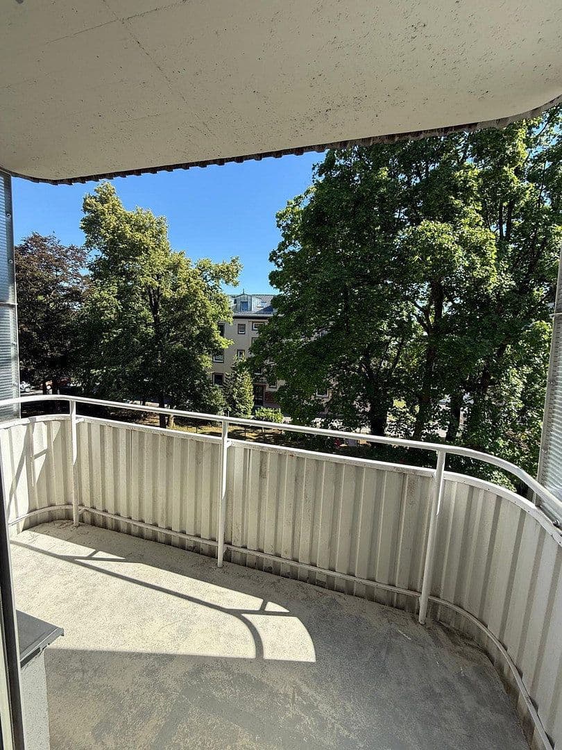 Pronájem bytu 2+1 57 m², Friedenstraße 4, Augsburg, Bavorsko Pronájem bytu 2+1 57 m², Friedenstraße 4, Augsburg, Bavorsko