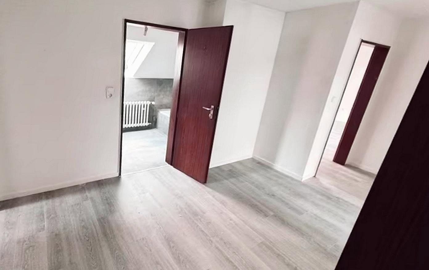 Pronájem bytu 3+1 100 m², Altona, Hamburg Pronájem bytu 3+1 100 m², Altona, Hamburg
