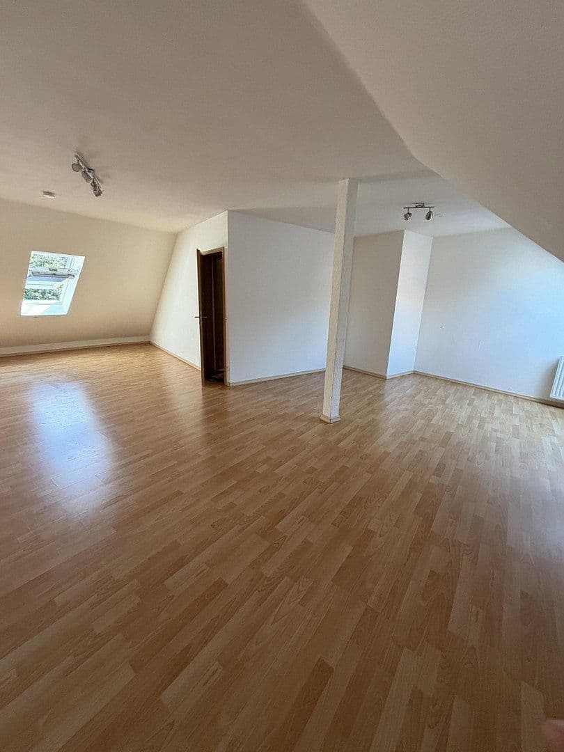Pronájem bytu 3+1 80 m², Hollenstedt, Dolní Sasko Pronájem bytu 3+1 80 m², Hollenstedt, Dolní Sasko