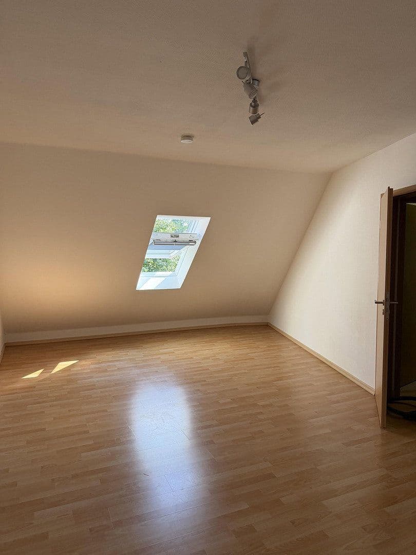 Pronájem bytu 3+1 80 m², Hollenstedt, Dolní Sasko Pronájem bytu 3+1 80 m², Hollenstedt, Dolní Sasko